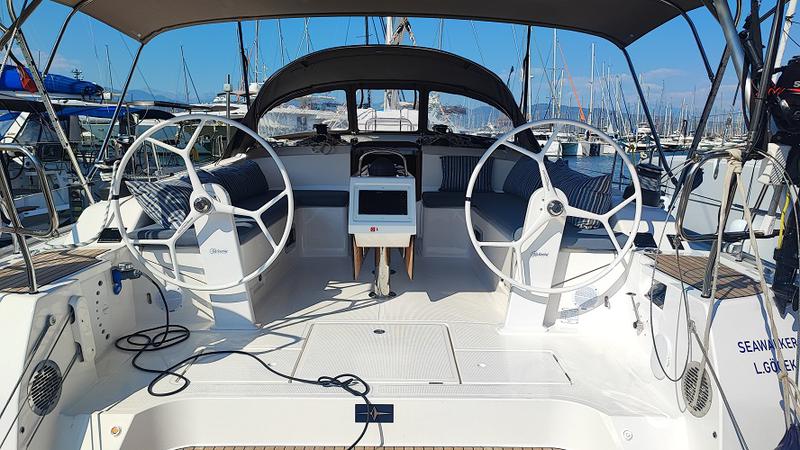 Book yachts online - sailboat - Bavaria 51 Cruiser - Seawalker - rent