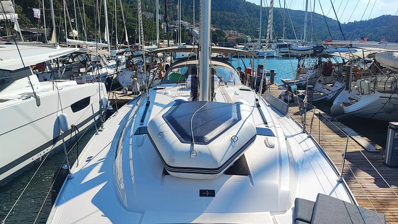 Book yachts online - sailboat - Bavaria 51 Cruiser - Seawalker - rent