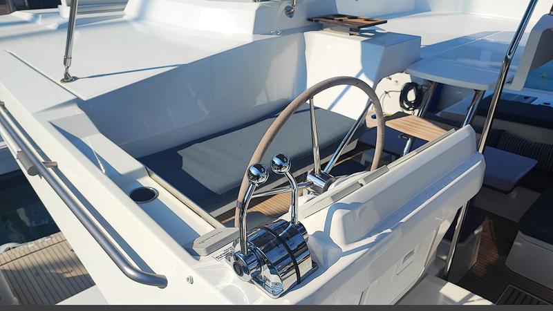 Book yachts online - catamaran - Elba 45 - Lalom - rent