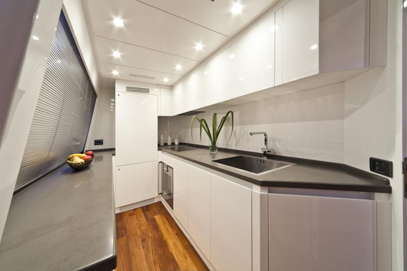 Book yachts online - motorboat - Abacus 78 Fly - Sea Side - rent