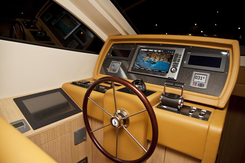 Book yachts online - motorboat - Abacus 78 Fly - Sea Side - rent