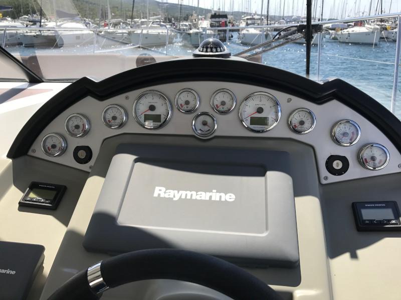 Book yachts online - motorboat - Antares 42 Fly - Santin - rent