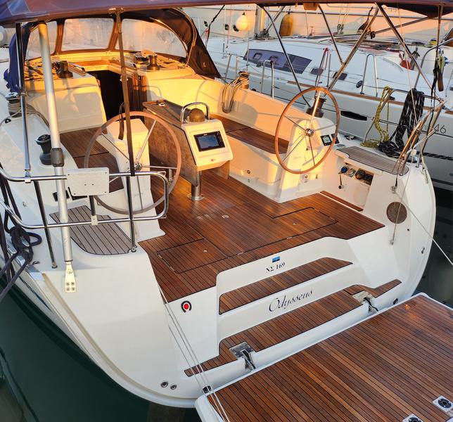 Book yachts online - sailboat - Bavaria Cruiser 46 - Odysseus - rent