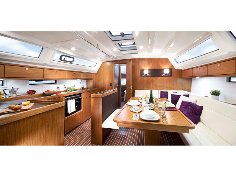 Book yachts online - sailboat - Bavaria Cruiser 46 - Odysseus - rent