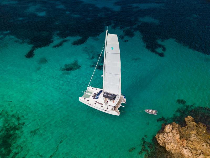 Book yachts online - catamaran - Lagoon 52 - Flow - rent