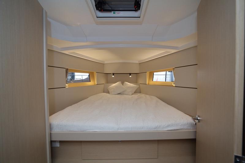 Book yachts online - sailboat - Oceanis 38.1 - NN2 - NEW 2023 - rent