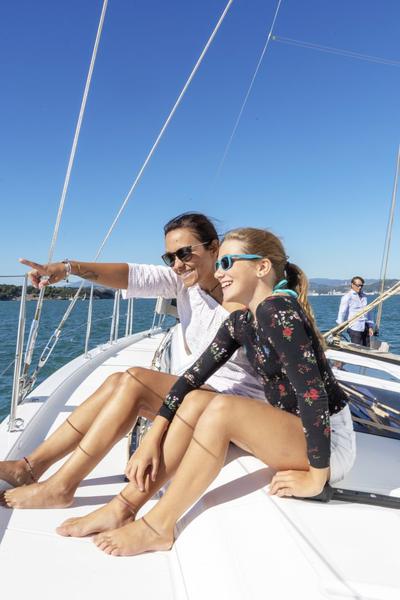 Book yachts online - sailboat - Dufour 430 Grand Large - NN3 - NEW 2023 - rent