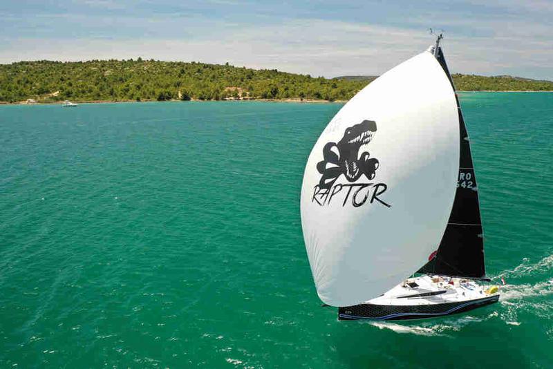 Book yachts online - sailboat - Elan E4 - Raptor - rent