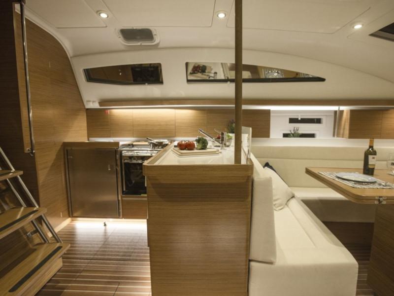 Book yachts online - sailboat - Elan 45 Impression - 3 cabin version - DaVinci - rent