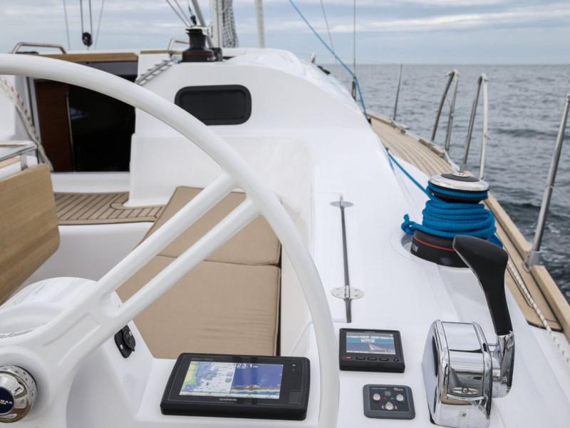 Book yachts online - sailboat - Elan 45 Impression - 3 cabin version - DaVinci - rent