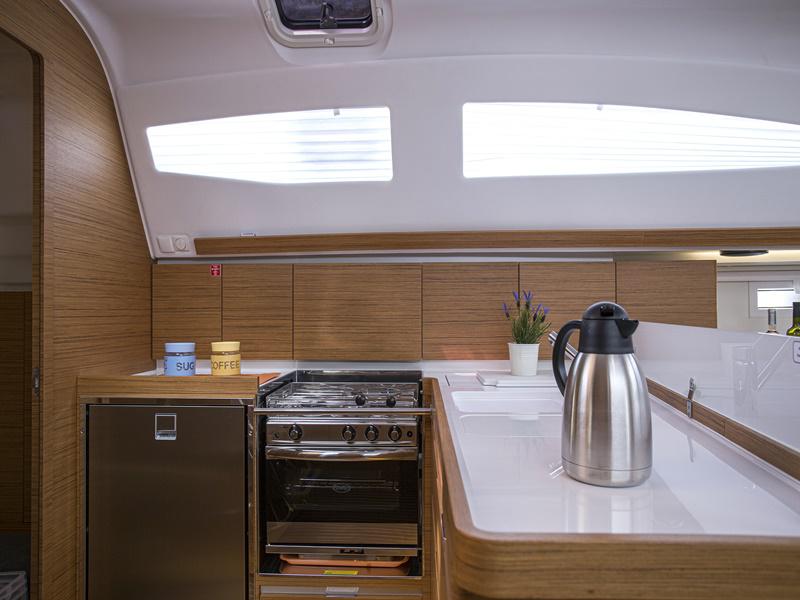 Book yachts online - sailboat - Elan 45 Impression AC - MONACO - rent