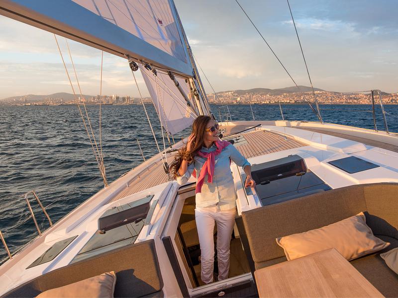 Book yachts online - sailboat - Hanse 588 - JOANNA - rent