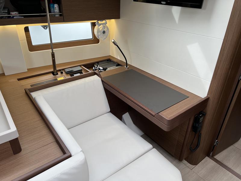 Book yachts online - sailboat - Oceanis 51.1- 5/3 - Bambi - rent