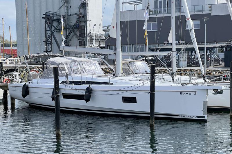 Book yachts online - sailboat - Oceanis 51.1- 5/3 - Bambi - rent