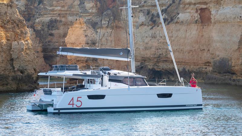 Book yachts online - catamaran - Elba 45 - Balu - rent