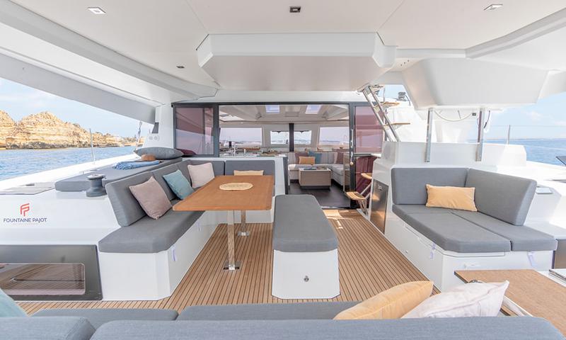 Book yachts online - catamaran - Elba 45 - Balu - rent
