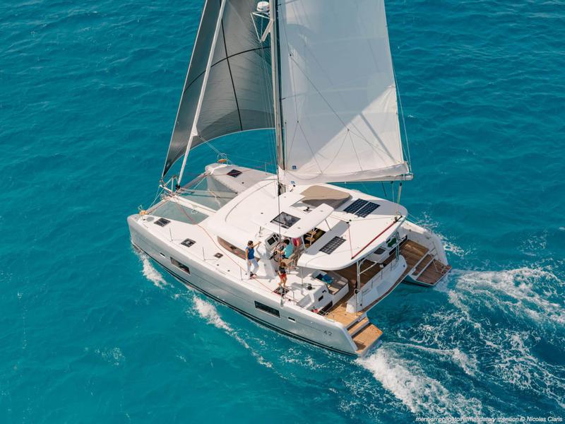 Book yachts online - catamaran - Lagoon 42.3 - Dream of Liberty - rent