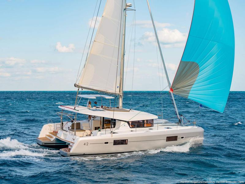 Book yachts online - catamaran - Lagoon 42.3 - Dream of Liberty - rent