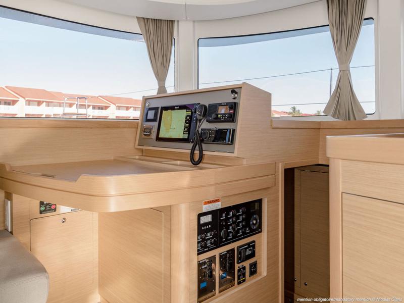 Book yachts online - catamaran - Lagoon 42.3 - Dream of Liberty - rent