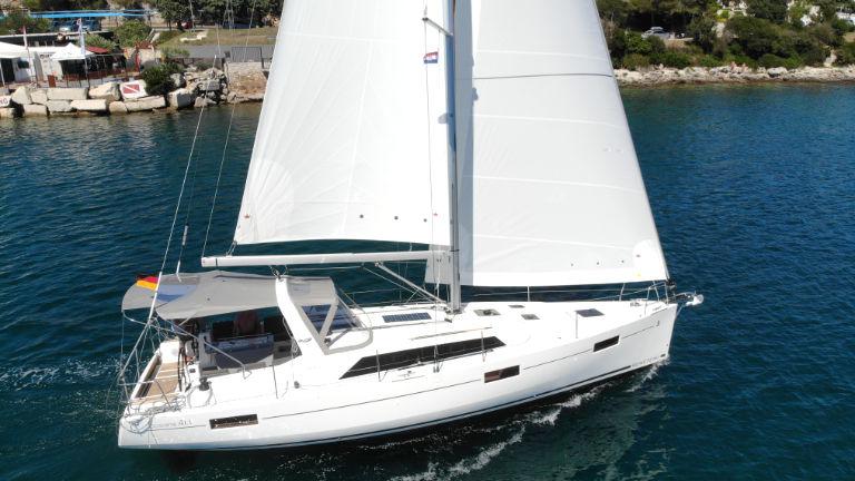 Book yachts online - sailboat - Oceanis 41.1 - Pauline - rent