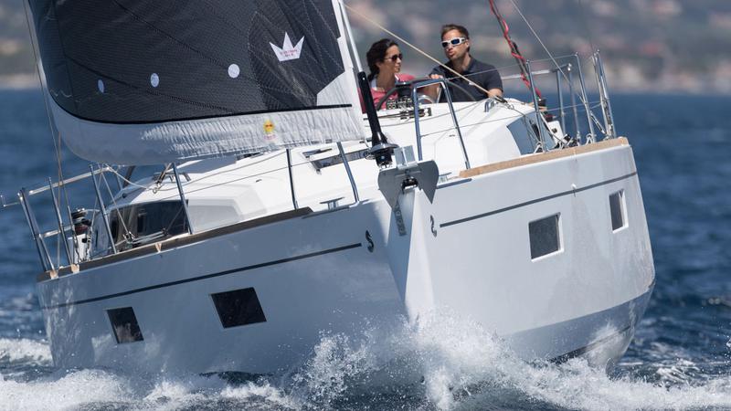 Book yachts online - sailboat - Oceanis 38.1 - Lukas - rent