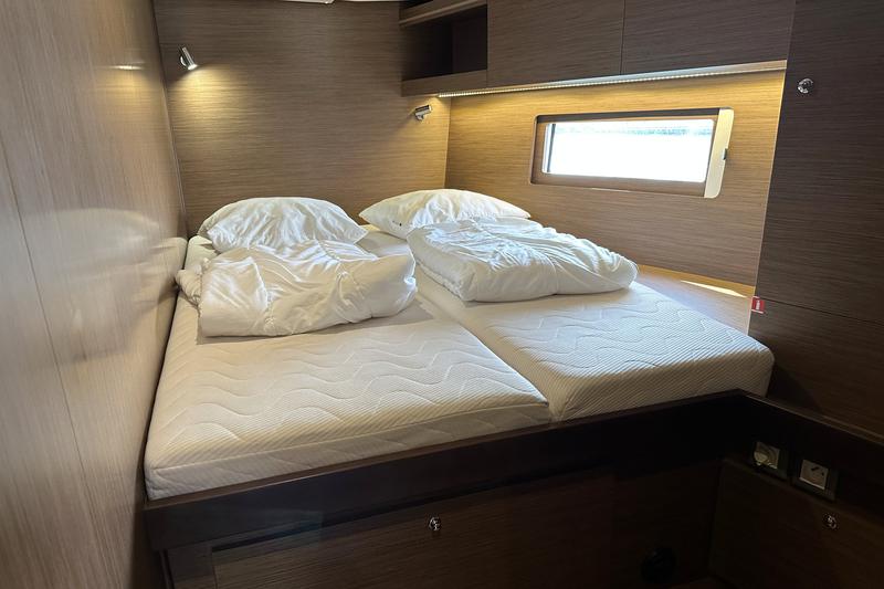 Book yachts online - sailboat - Oceanis 51.1- 5 cab - Obelix - rent