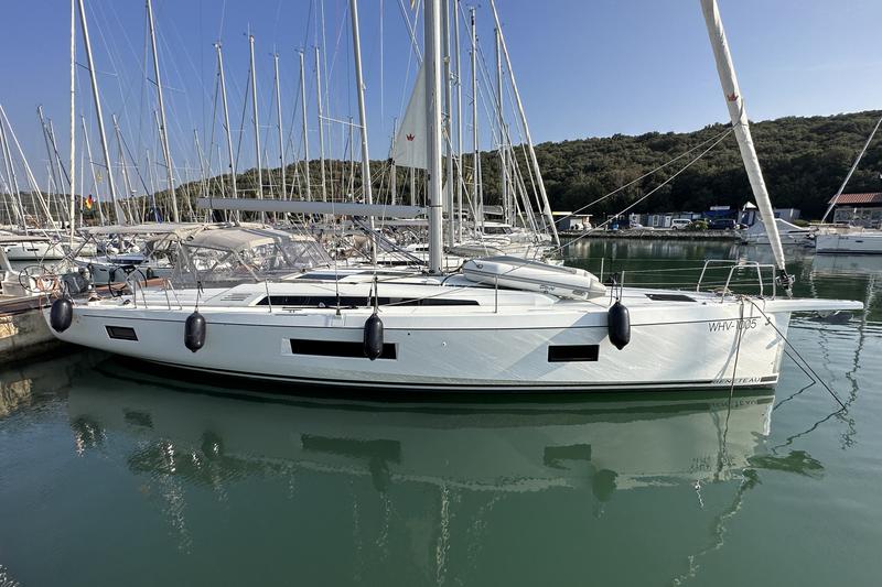 Book yachts online - sailboat - Oceanis 51.1- 5 cab - Obelix - rent