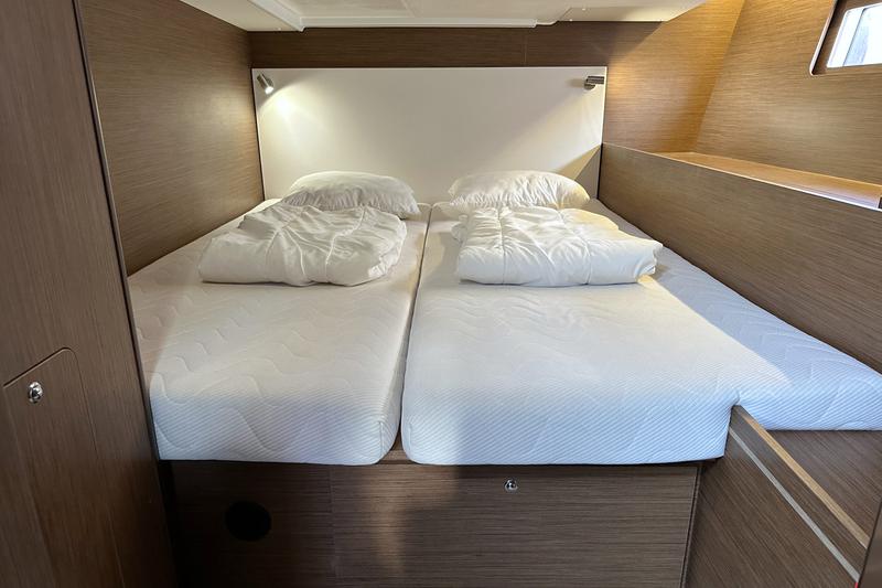 Book yachts online - sailboat - Oceanis 51.1- 5 cab - Obelix - rent