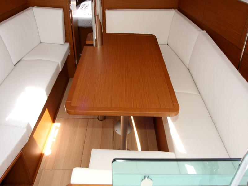 Book yachts online - sailboat - Sun Odyssey 389 - Sissi - rent
