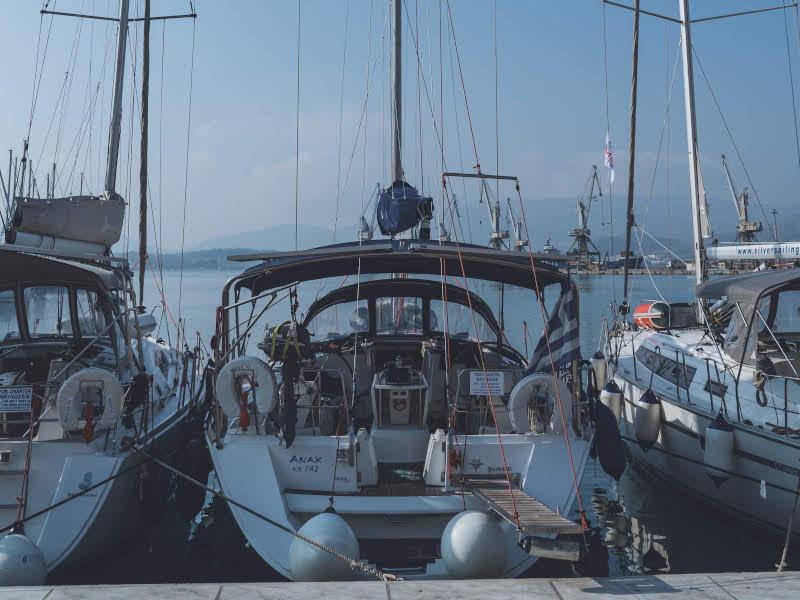 Book yachts online - sailboat - Sun Odyssey 49 - ANAX - rent