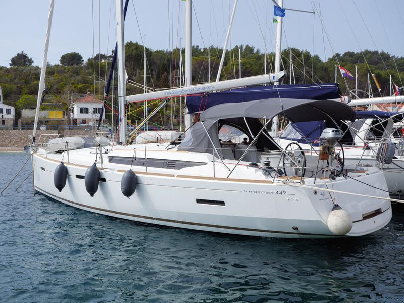 Book yachts online - sailboat - Sun Odyssey 449 - ODESSA - rent