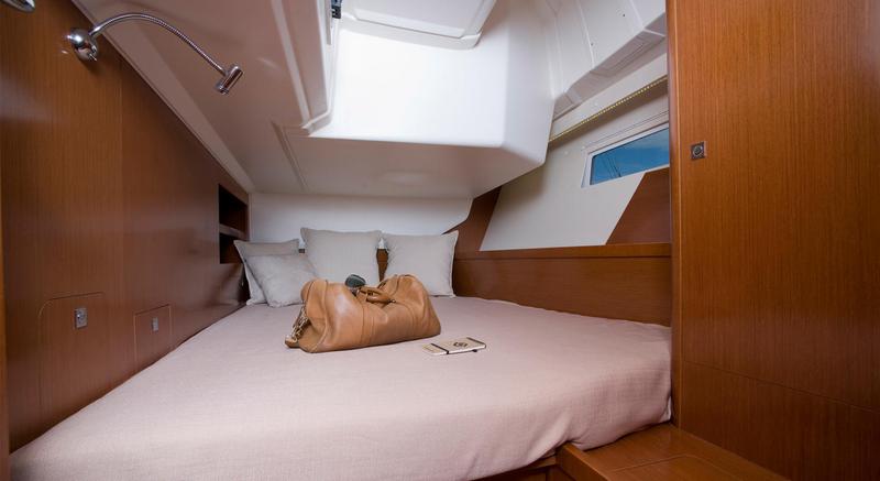 Book yachts online - sailboat - Oceanis 45 - Chilli Pepper - rent