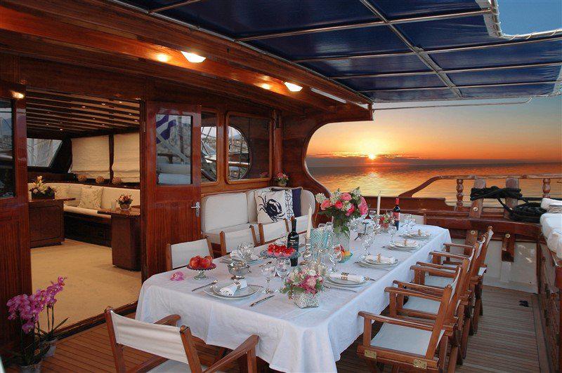 Book yachts online - other - Gulet Motorsailer - Matina - rent