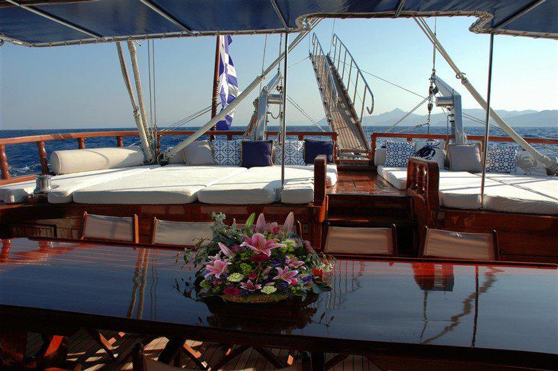 Book yachts online - other - Gulet Motorsailer - Matina - rent