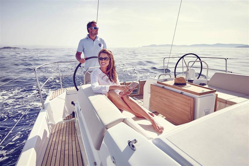 Book yachts online - sailboat - Sun Odyssey 440 - Calypso - rent
