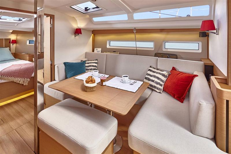 Book yachts online - sailboat - Sun Odyssey 440 - Calypso - rent