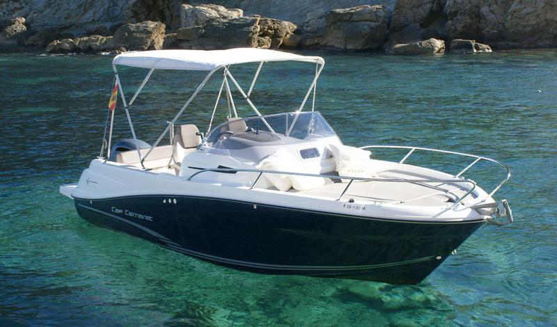 Book yachts online - motorboat - Cap Camarat 6.5 WA - Cigala - rent