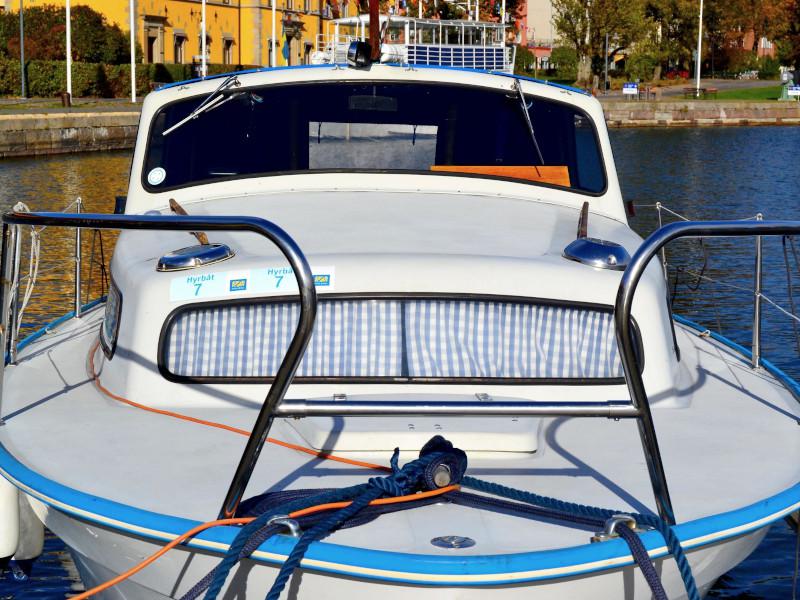 Book yachts online - motorboat - Albin 25 - Gota 1 - rent