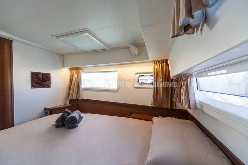 Book yachts online - catamaran - Lagoon 42 - Frangy (New 2021) - rent