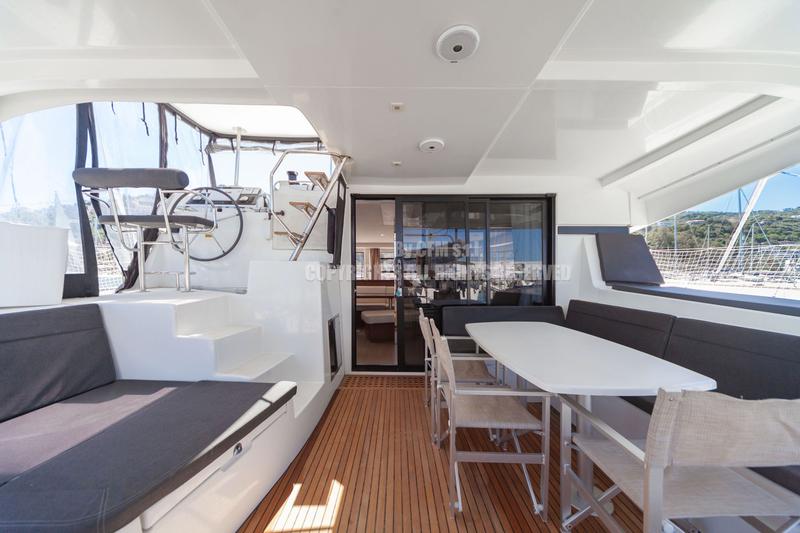 Book yachts online - catamaran - Lagoon 42 - Frangy (New 2021) - rent