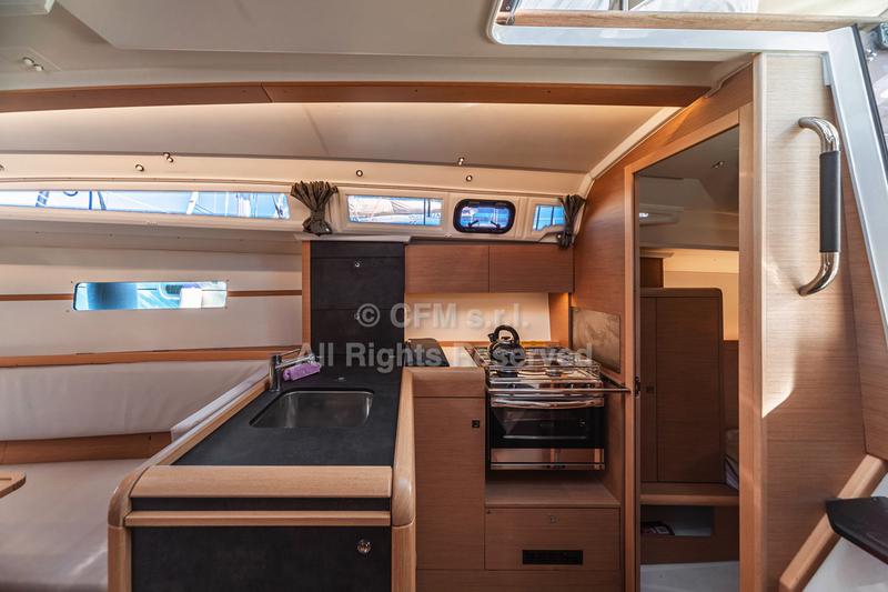 Book yachts online - sailboat - Sun Odyssey 349 - Marsiglia  - rent