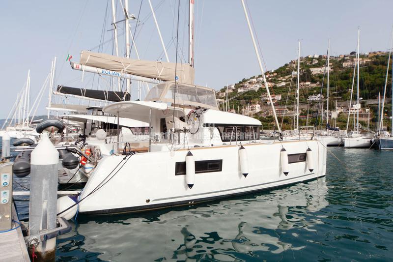 Book yachts online - catamaran - Lagoon 40 (2022) - Altea - CA101 - - rent