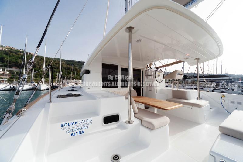 Book yachts online - catamaran - Lagoon 40 (2022) - Altea - CA101 - - rent