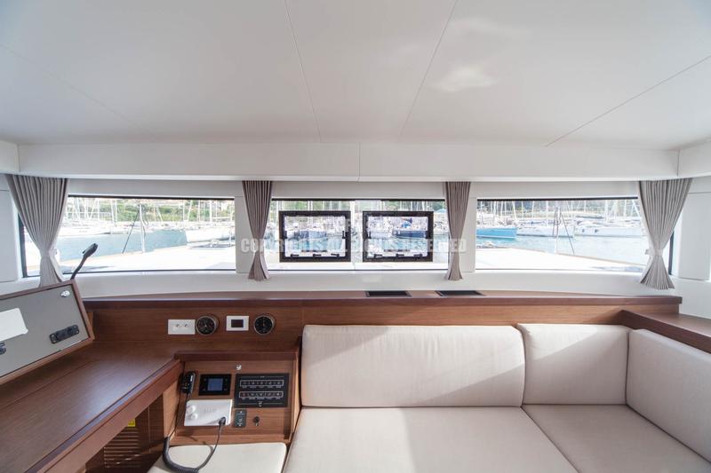 Book yachts online - catamaran - Lagoon 40 (2022) - Altea - CA101 - - rent