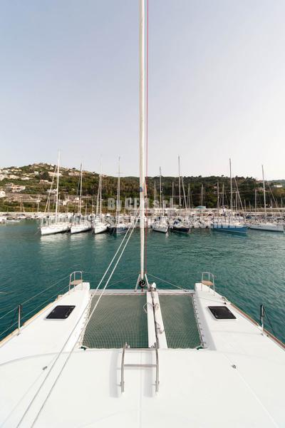Book yachts online - catamaran - Lagoon 40 (2022) - Altea - CA101 - - rent