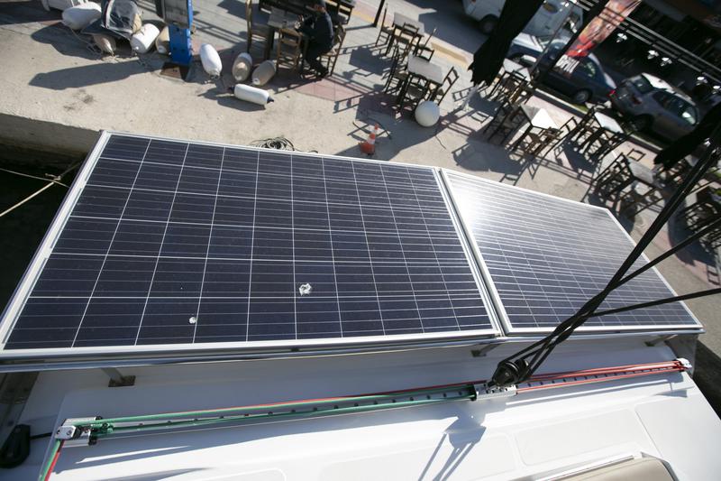 Book yachts online - catamaran - Bali 4.1 - North Cat II / A/C, WM, Generator, solar panels &amp; electric WC - rent