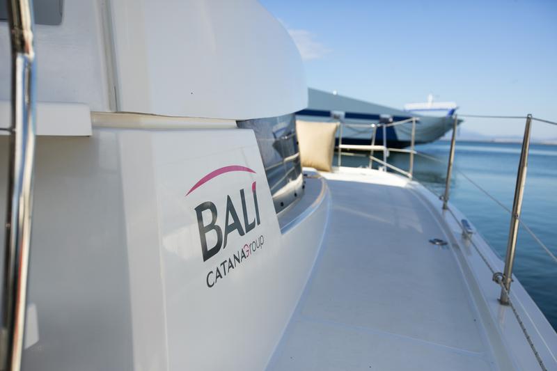 Book yachts online - catamaran - Bali 4.1 - North Cat II / A/C, WM, Generator, solar panels &amp; electric WC - rent