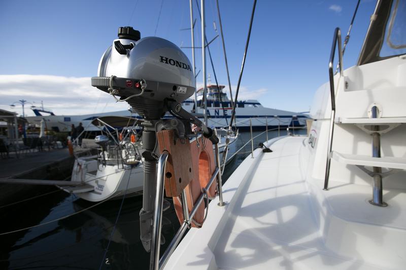 Book yachts online - catamaran - Bali 4.1 - North Cat II / A/C, WM, Generator, solar panels &amp; electric WC - rent