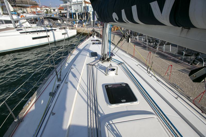 Book yachts online - sailboat - Bavaria 44 - Calypso - rent