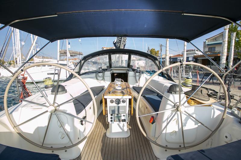 Book yachts online - sailboat - Bavaria 44 - Calypso - rent